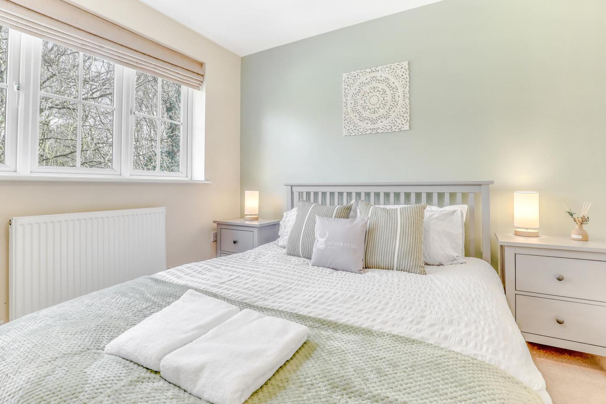 Silver Stag Properties, 3 Bedroom W Parking And Garden Smisby Экстерьер фото